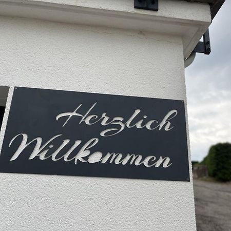 Ferienwohnung Eifelglueck Pelm Exterior photo